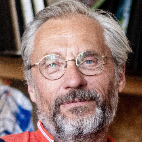 Follow Eric Doisy on Select
