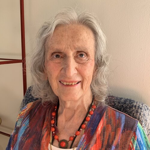 Follow Deirdre Dyson on Select
