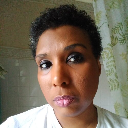 Follow Zulma Brooks on Select