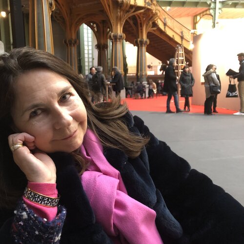 Follow Francoise LAVENU on Select
