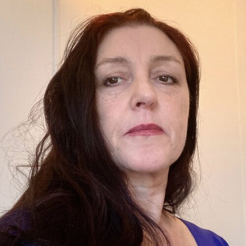 Follow Vanessa Jongebloet on Select
