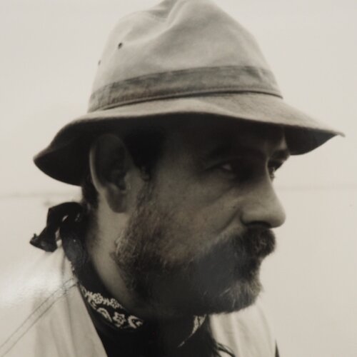 Follow Paulí Josa Fenés on Select