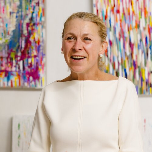 Follow mARTine Houtsaeger on Select