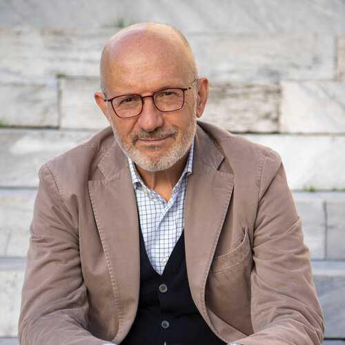 Follow Piero Lombardi on Select