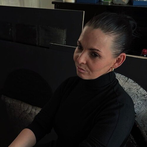 Follow Joanna Bońkowska on Select