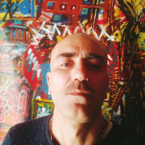 Follow Mimmo Ferrari on Select