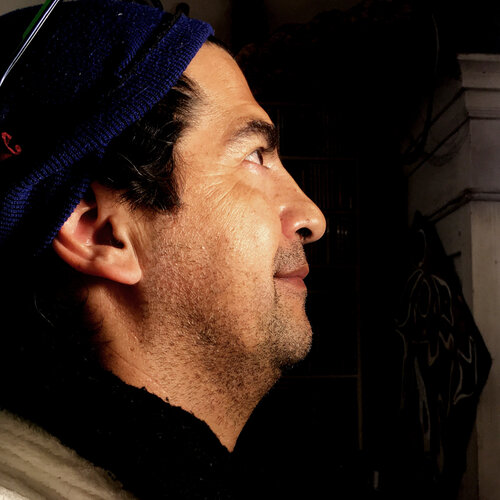 Follow Nicolás Urquiza on Select