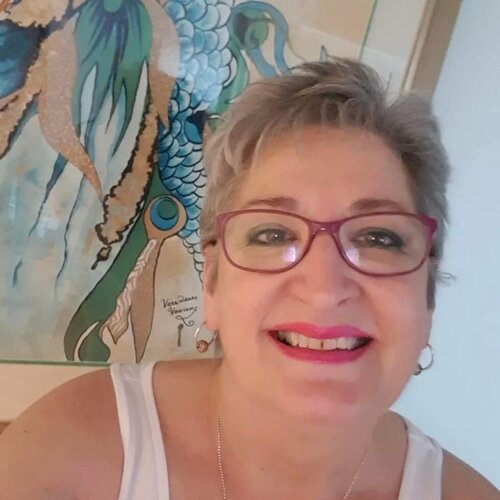 Follow Vera Deans (Vucicevic) on Select