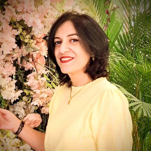 Follow Sonali Sihi on Select