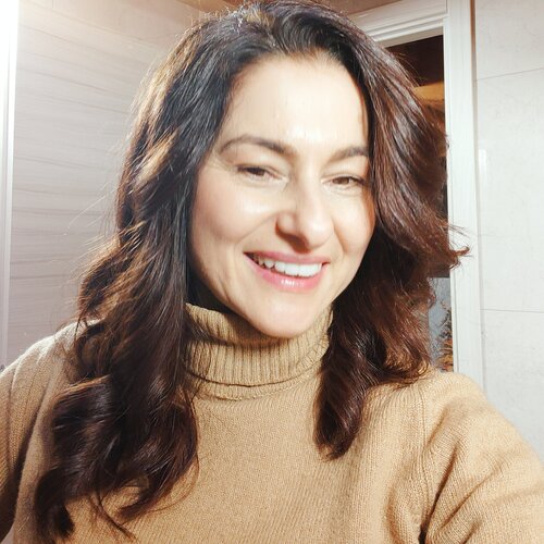 Follow nicoleta cimpeanu on Select
