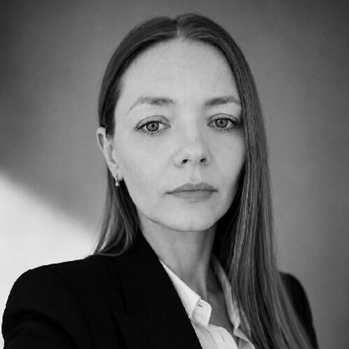 Follow Yuliya CHSHIPACHYOVA on Select