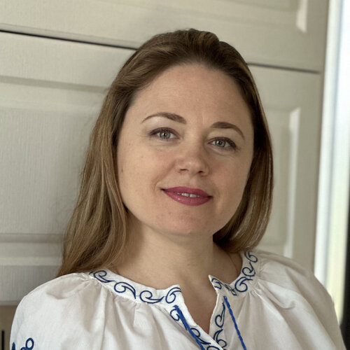 Folgen Sie Julia Liubina auf Select