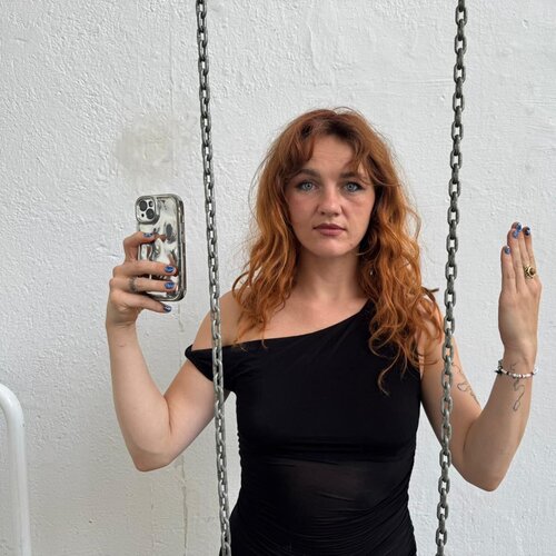 Follow Kristina Felzinger on Select