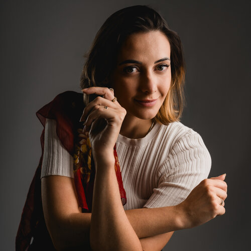 Follow Veronica Conci on Select