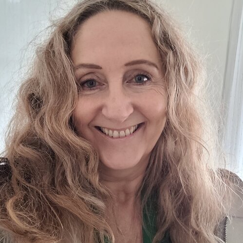 Follow Julee Latimer on Select