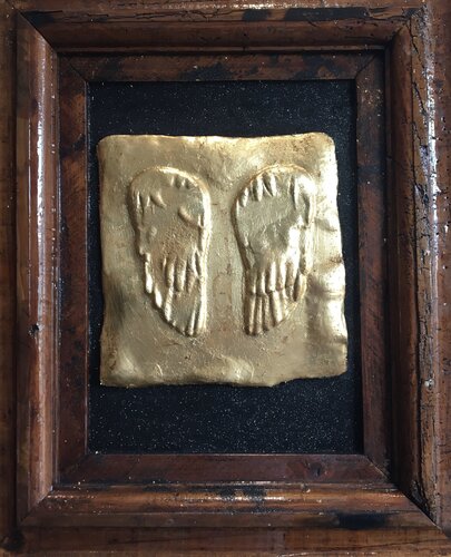 Sculpture Golden wings by Cinthya Picazo, Sculpture for Sale on Select