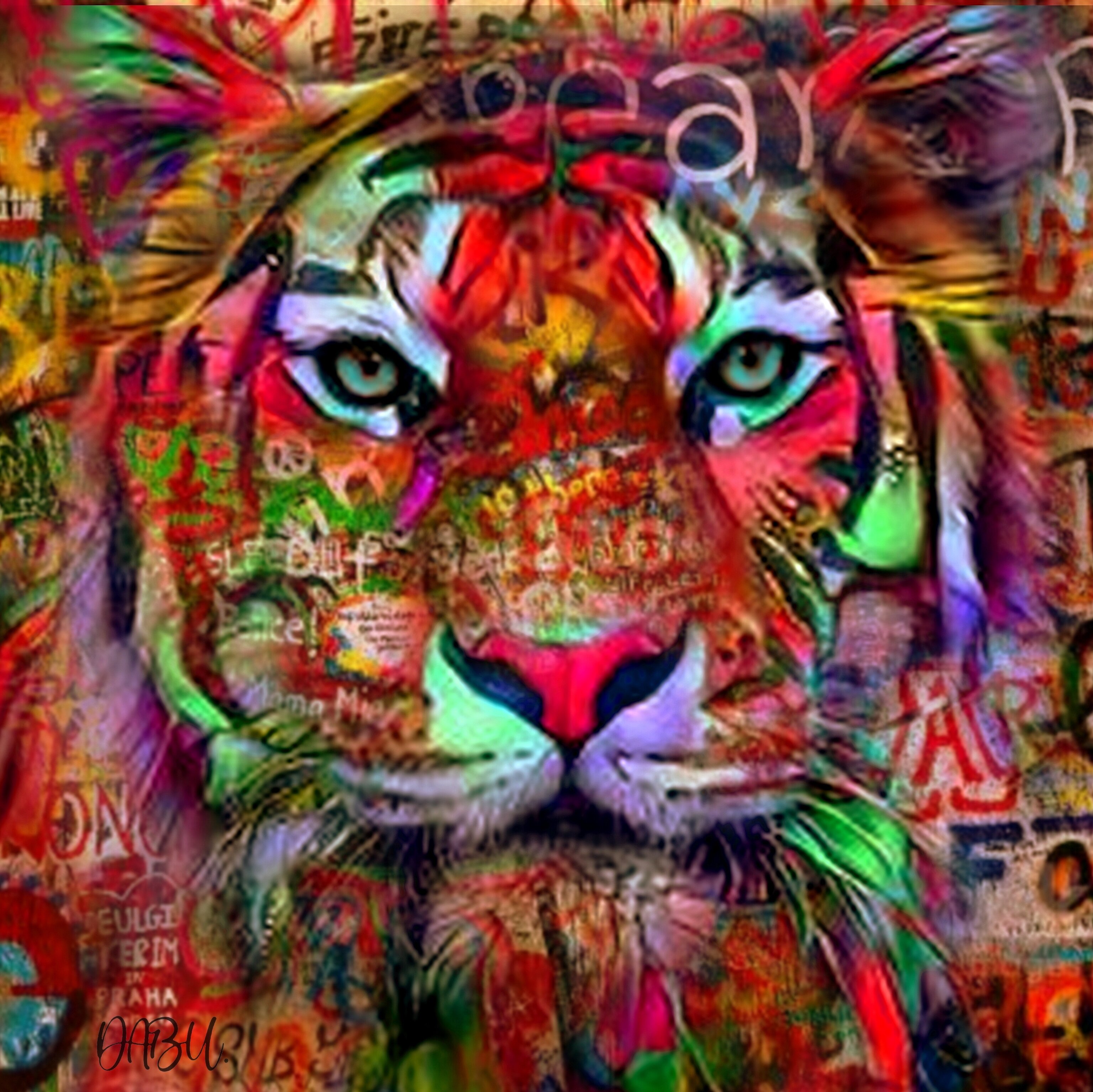 TIGRE AUX YEUX CLAIR