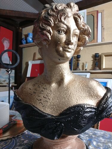 Busto di nobildonna.. by Giancarlo Siniscalchi, Painting for Sale on Select
