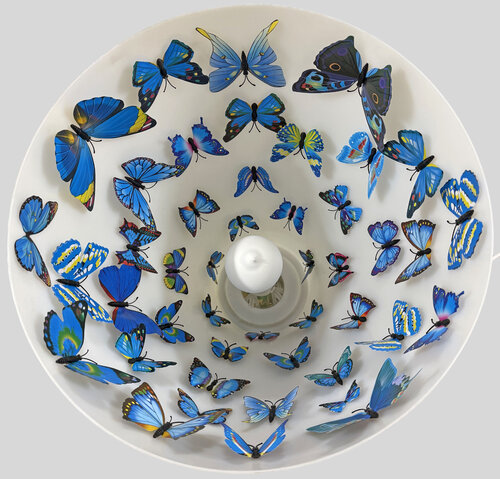 Butterfly's roost von Sumit Mehndiratta, Skulptur kaufen auf Select