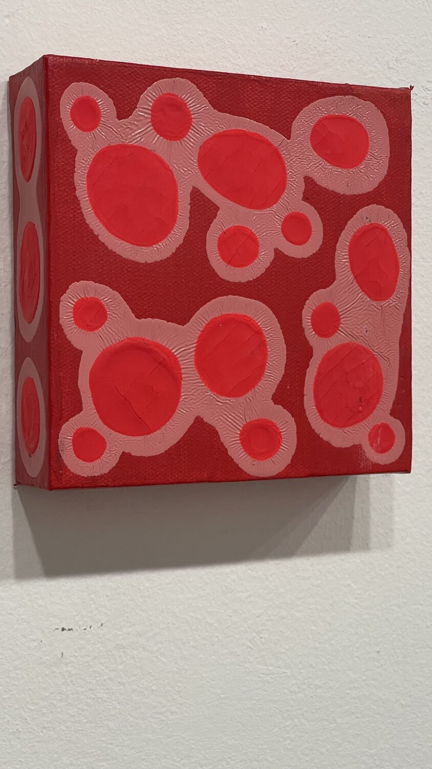 Small Individual Ying Yang Red -Pinkr -Fluo Red Pablo Contrisciani Original painting for sale