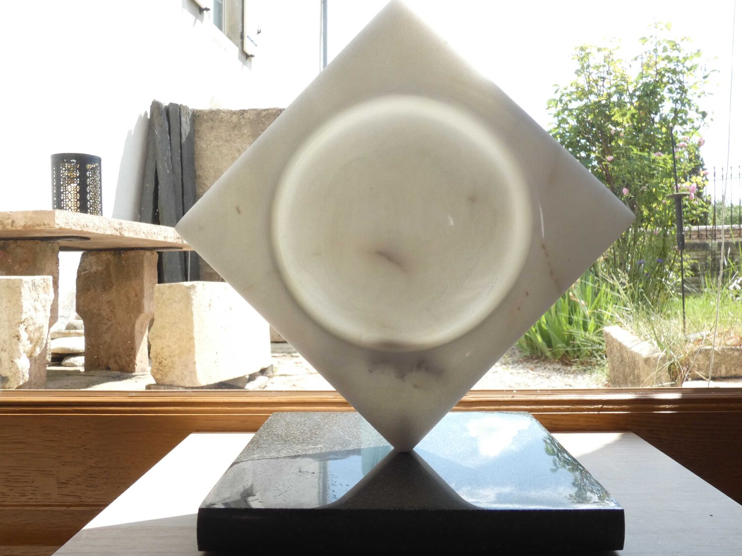 LUMIÈRE CIRCULAIRE I I I Marc Mugnier Sculpture for sale