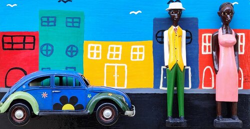 L'amour rend beau by Mo Lamine Sylla, Painting for Sale on Select