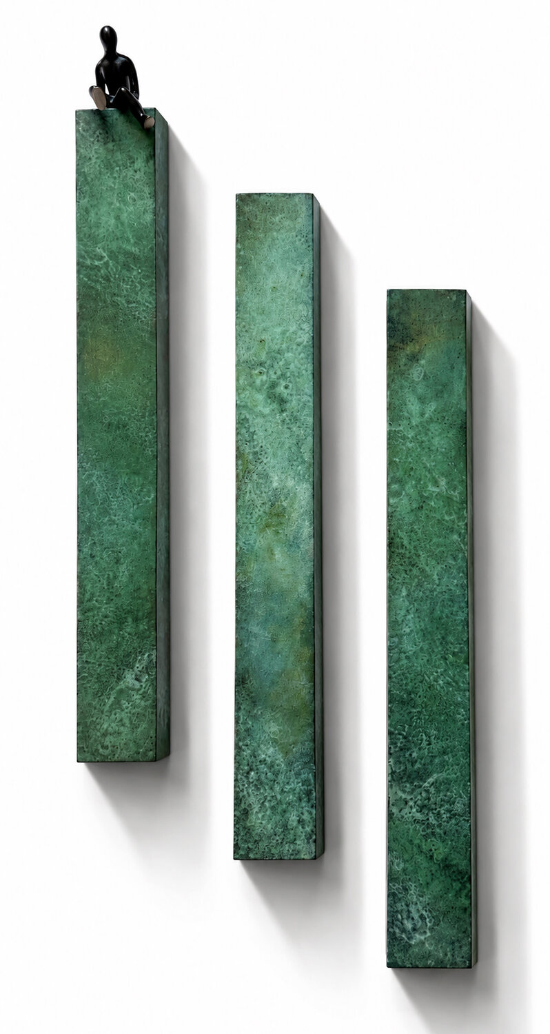 Je voulais te dire que je t’attends... [BLOC  VERT]  (série : Terre d’enfants 2026) Olivier Messas Sculpture for sale