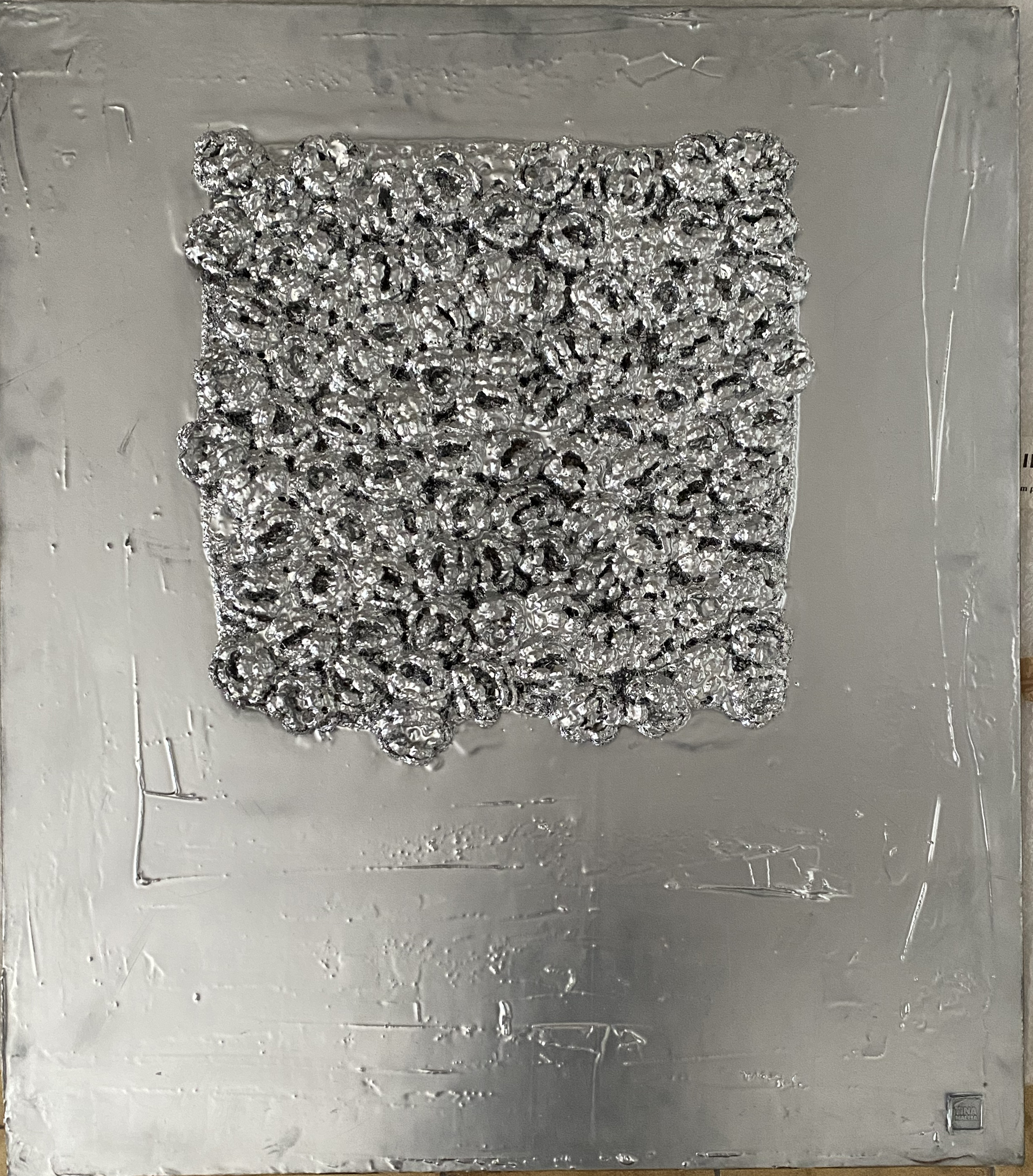 Monochrome Silver_2