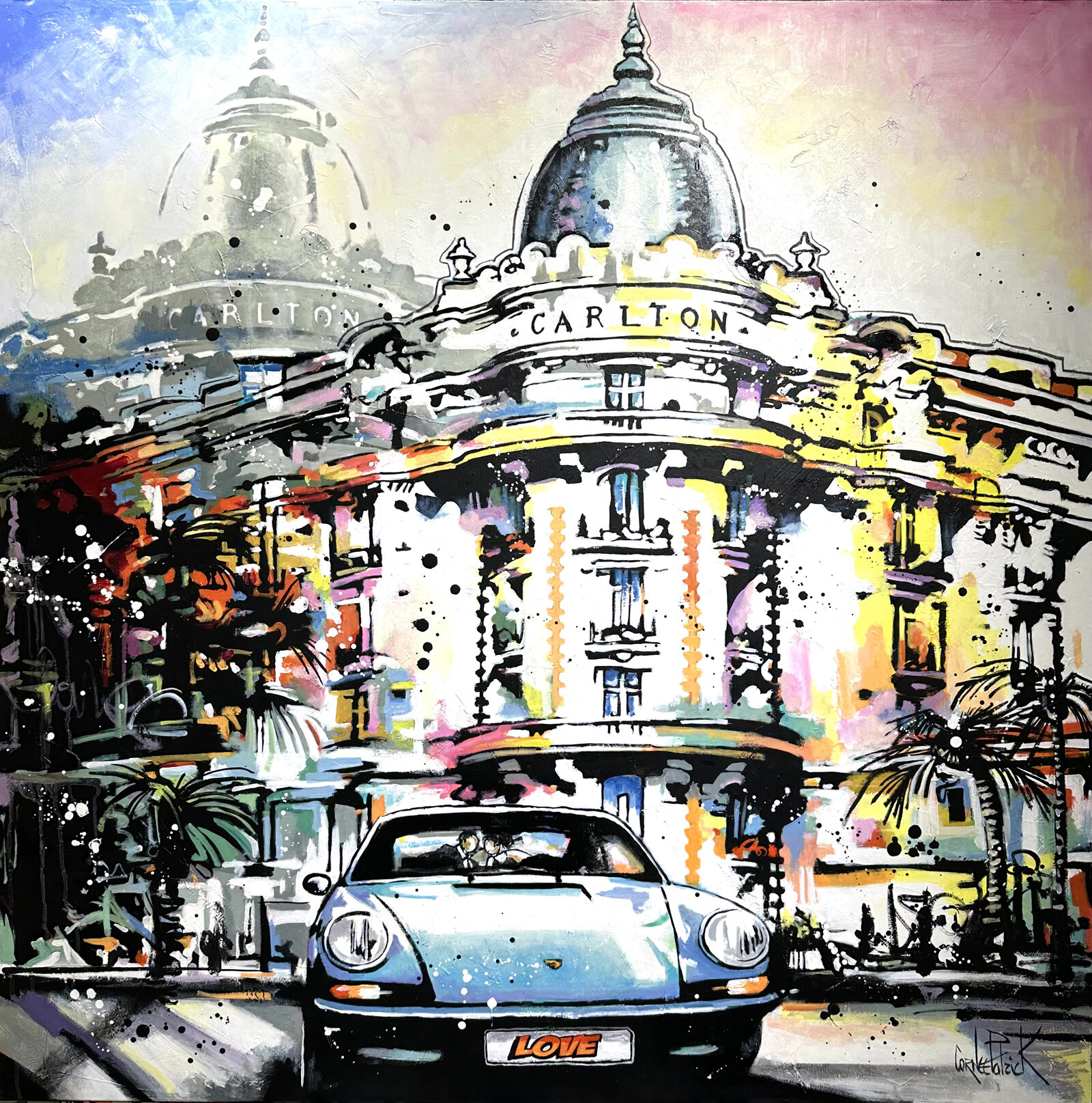 Two lovers in a Porsche 911, in front of the Carton hotel in Cannes