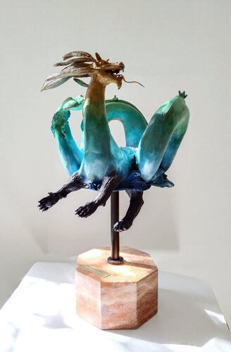 Quetzalcoatl Dragon Ancestral Knowledge von Paloma Andreu, Skulptur kaufen auf Select