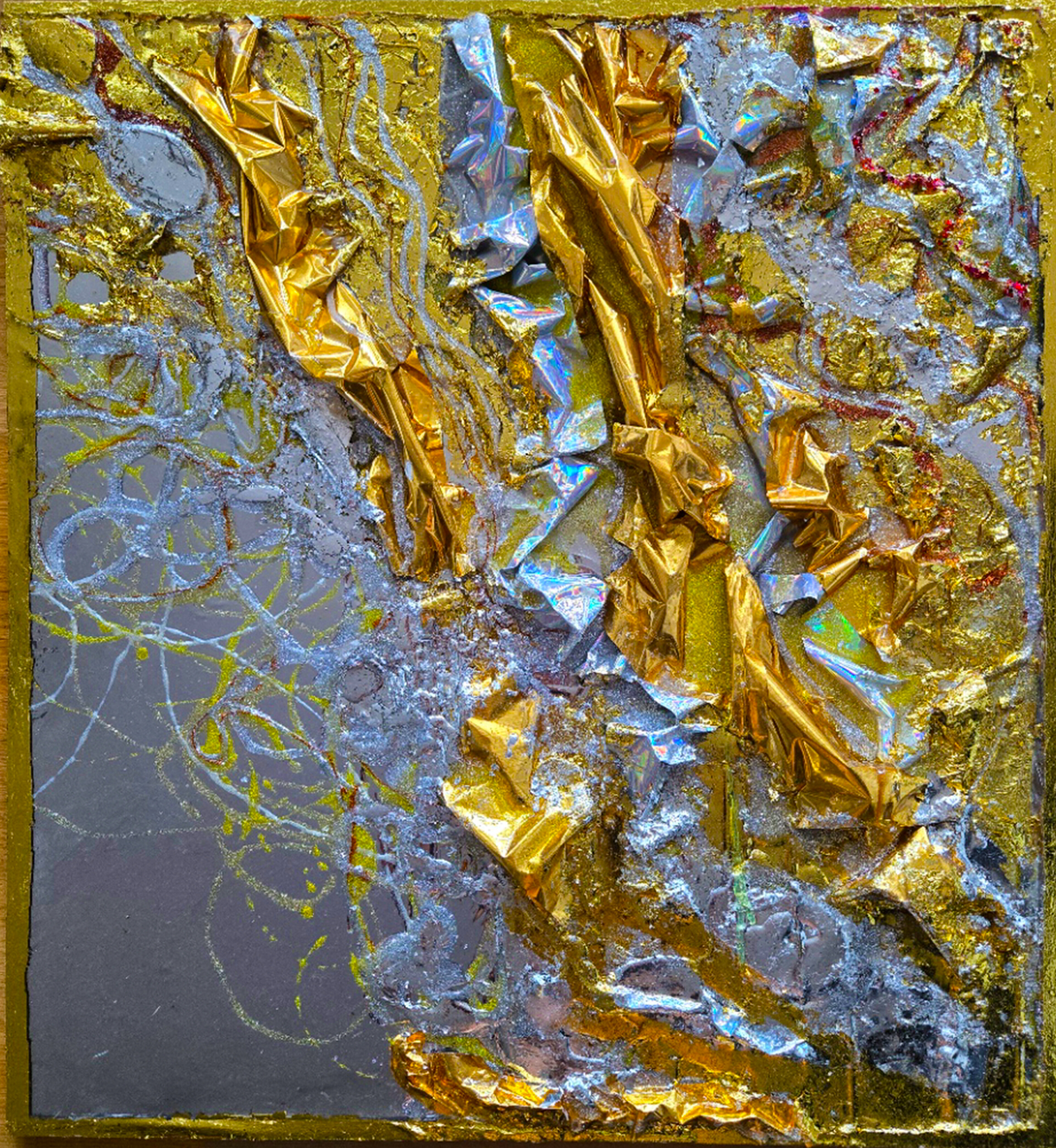 Mirror in Gold