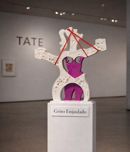 Grito Enjaulado by Ernesto Zapata Urrutiabeascoa, Sculpture for Sale on Select