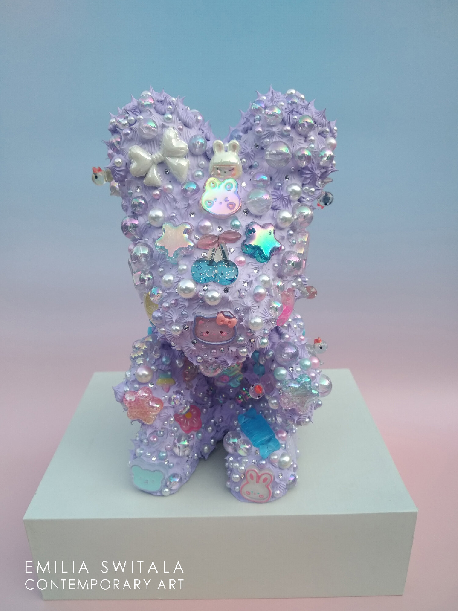 APUM APUM TEDDY BEAR SCULPTURE #418