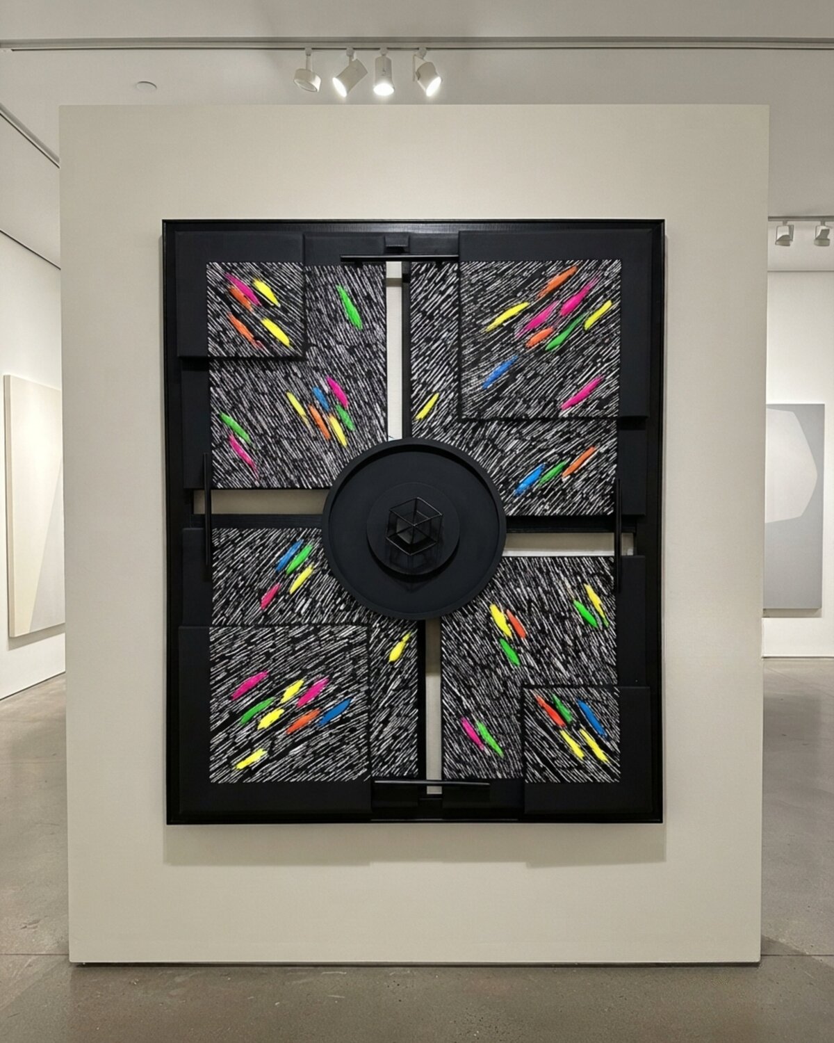 ► 𝐎𝐜𝐭𝐨𝐠𝐨𝐧𝐞 Wendie de Kandiss Sculpture for sale