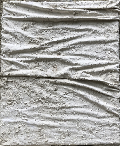 Plissé 1 von Anne Iris, Skulptur kaufen auf Select