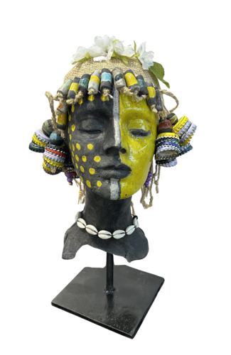 « AYENÉ » (celle qui voit/ celle qui éclaire) by Nadine Defer, Sculpture for Sale on Select