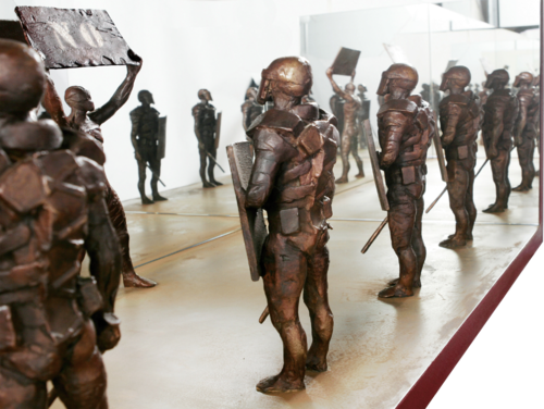 PROTESTA by Fernando Suárez Reguera, Sculpture for Sale on Select