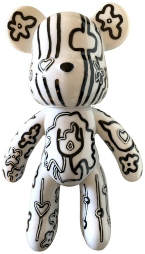 Grafik Bear by Caroline Montigneaux, Sculpture for Sale on Select