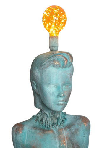 Métamorphose d'une reine by Brigitte Dravet, Sculpture for Sale on Select
