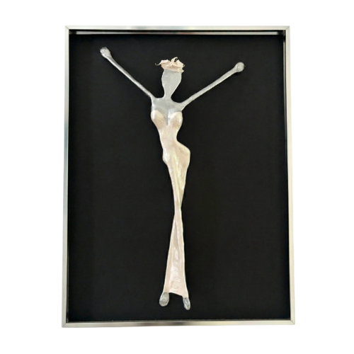 White Grace by NONOS Mercedes & Franziska Welte, Sculpture for Sale on Select