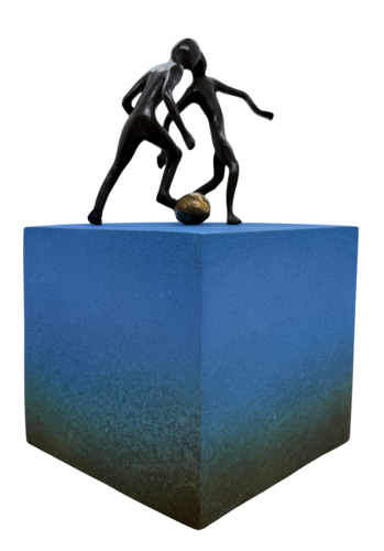 Les petits champions... (BLEU DÉGRADÉ) (Terre d’enfants 2022) by Olivier Messas, Sculpture for Sale on Select