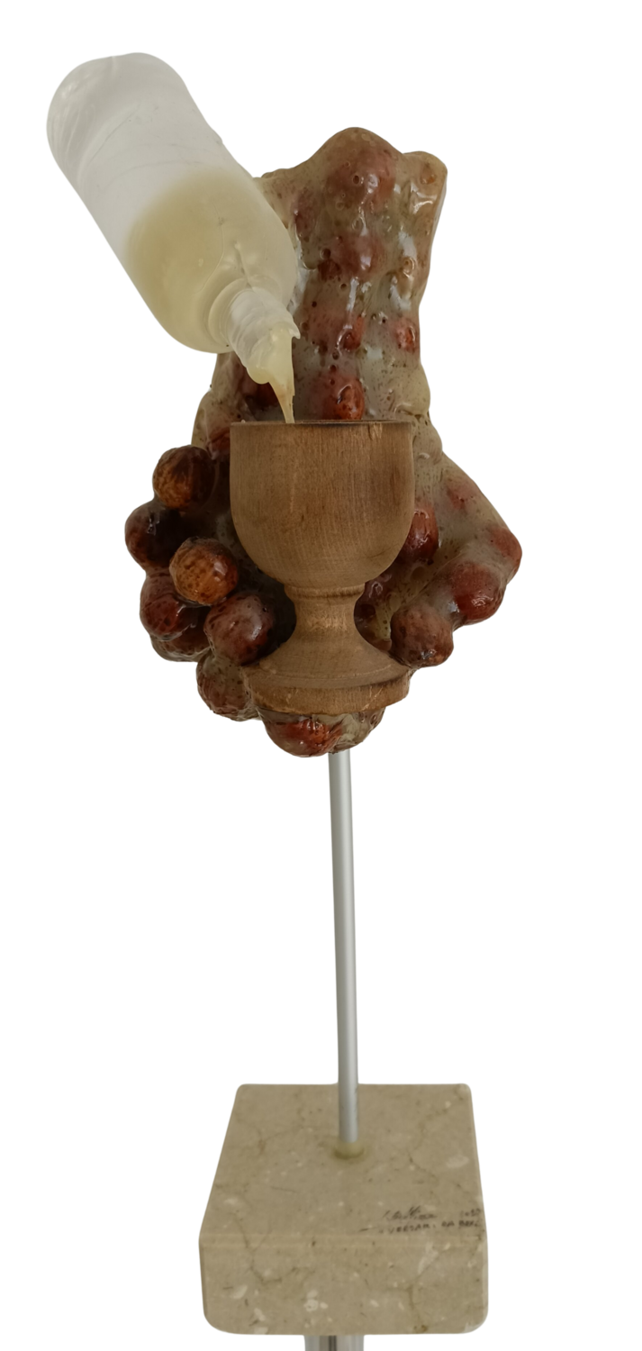 Versami da bere Fiorenzo Belfiore Sculpture for sale