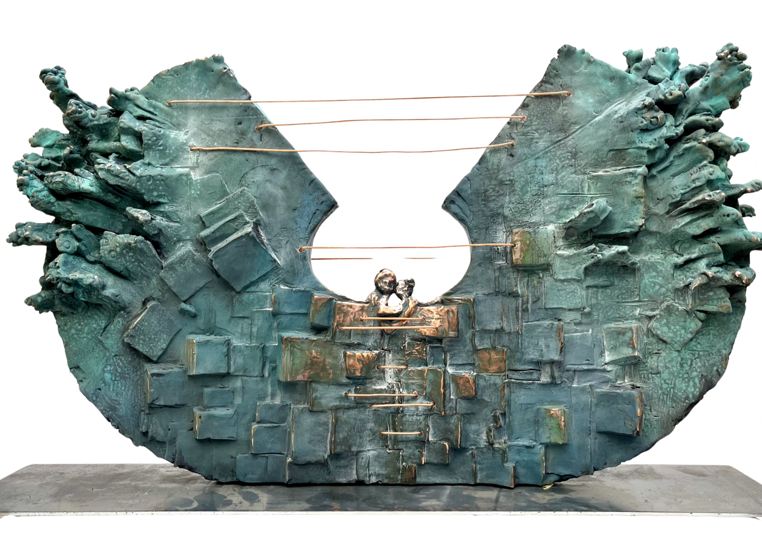 COMPROMESSI Opera certificata e autenticata - Lamina di Rame Puro ossidato. Bagno galvanico su marmoresina. MARINA MABE BERTAGNIN Sculpture for sale